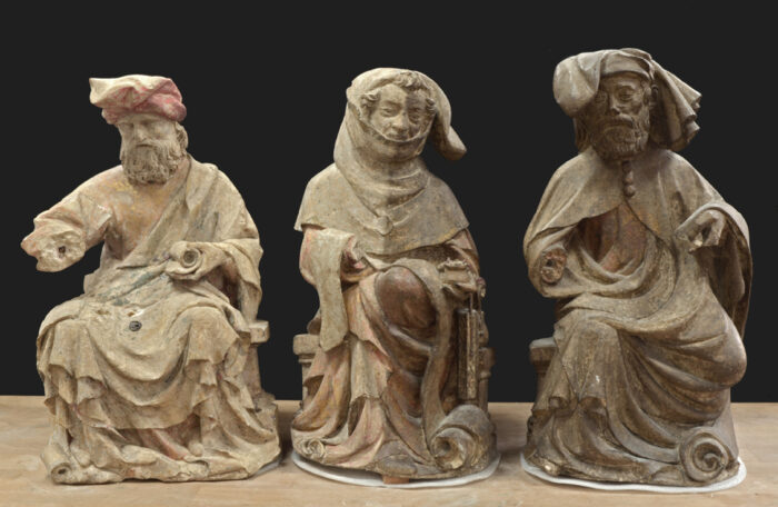 Trois prophètes, avant, pendant et après restauration_Musée de la Villes de Bruxelles © KIK-IRPA