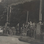 Cérémonie à Laeken en présence du roi Léopold II et du bourgmestre Émile Bockstael, vers 1900-1905 © Archives de la Ville de Bruxelles