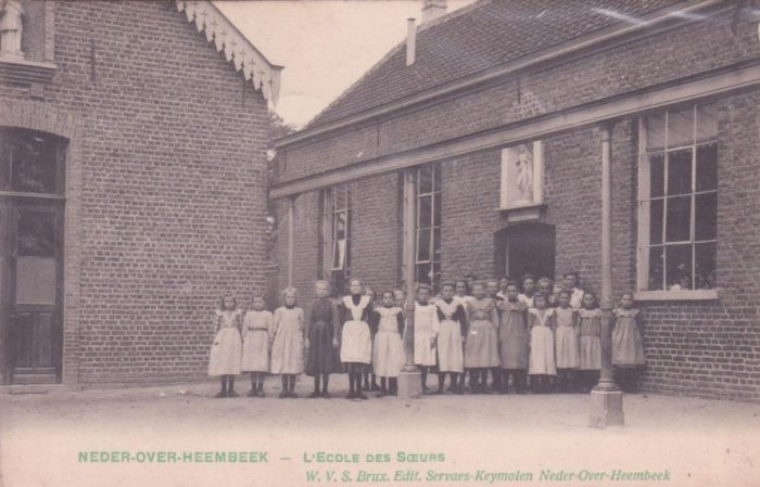 La première école des Sœurs de Vorselaer à Neder-Over-Heembeek, 20e siècle © Collection privée